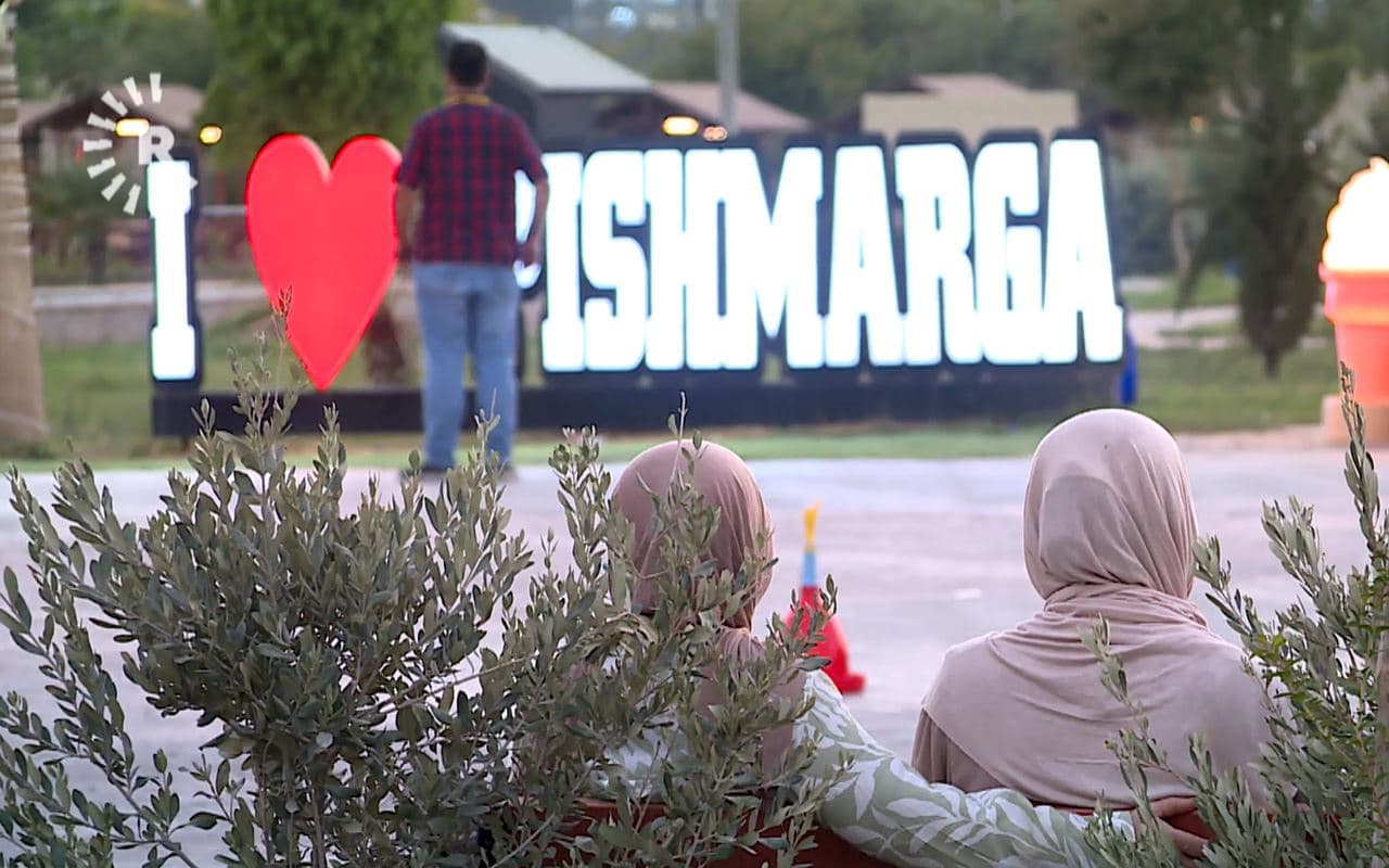 لە کوردستانەوە تاوەکو پاریس؛ ناوی پێشمەرگە لەسەر شەقام و پارک و پەیکەرەکان دەدرەوشێتەوە
