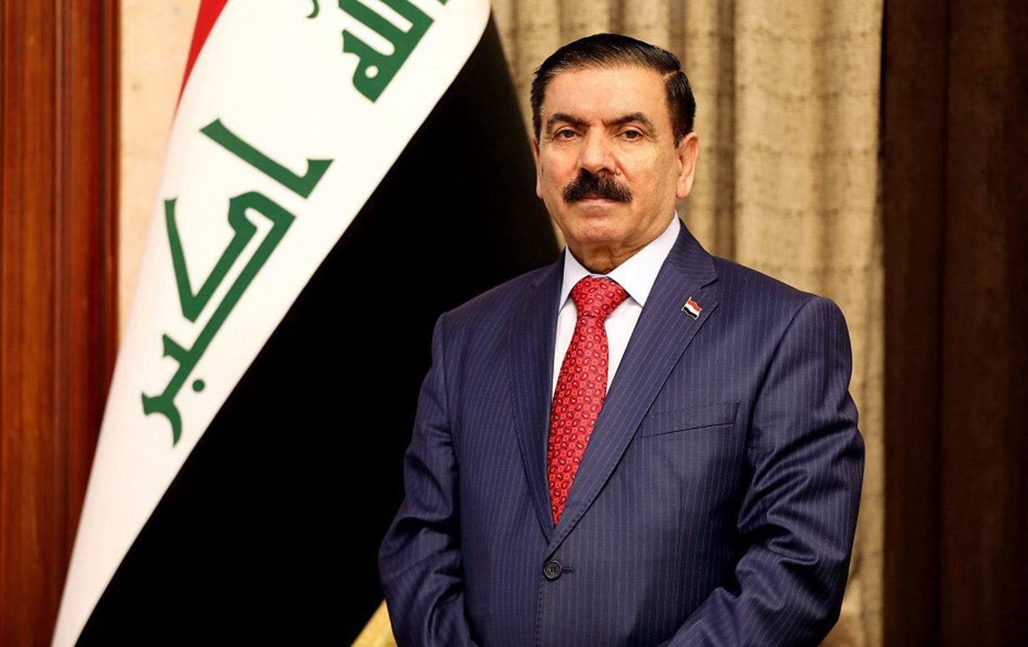 جومعە عیناد، وەزیری بەرگریی عێراق
