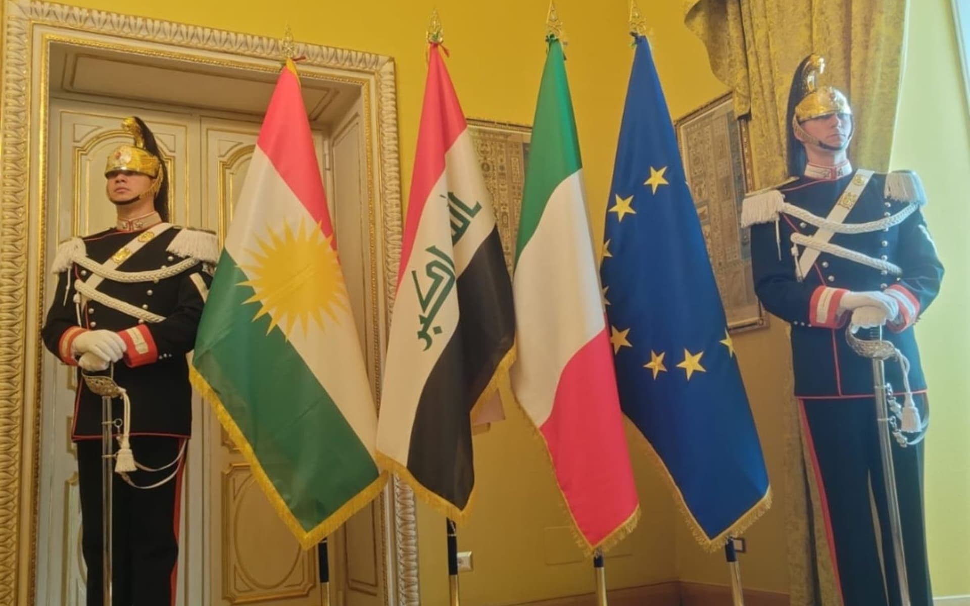 الاستعدادات قبل الاجتماع