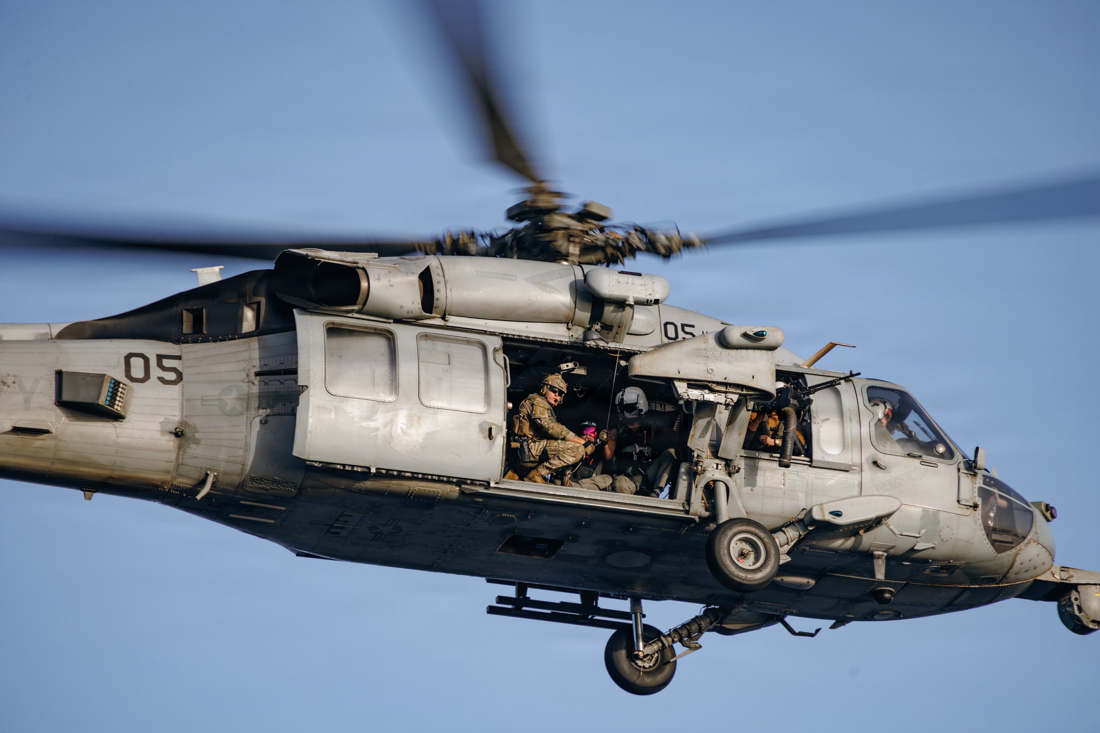 Two US crew rescued after helicopter crash near Oman, probe launched into incident: CENTCOM