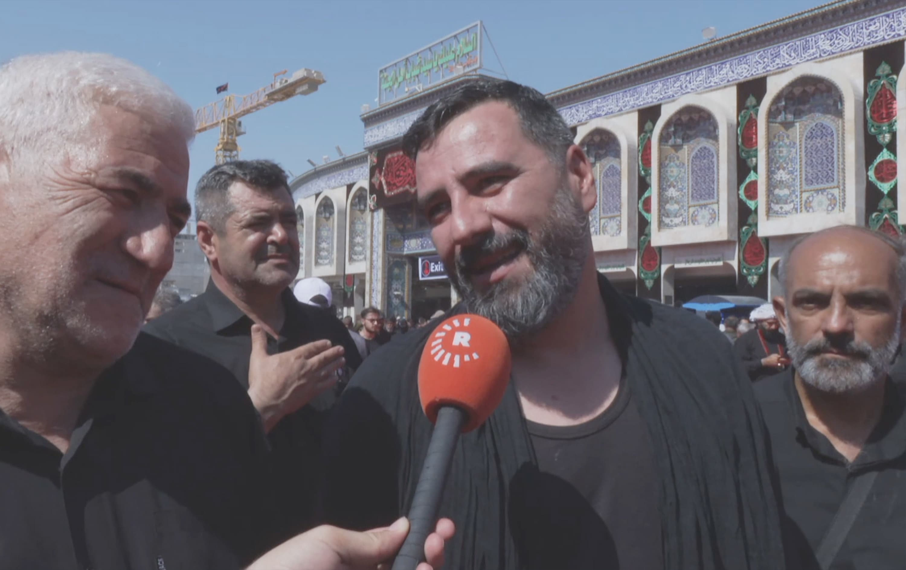 أكثر من 3 ملايين زائر إيراني يحيون ذكرى عاشوراء في كربلاء