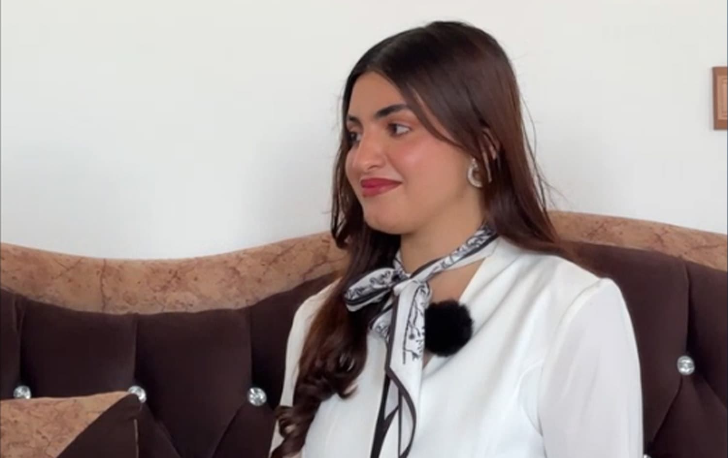كوردية إيزدية من سنجار الأولى على العراق بالثالث المتوسط