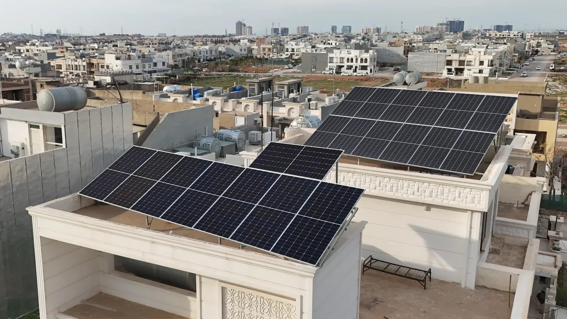 إنتاج 134 ميغاواط من الكهرباء عبر الطاقة الشمسية في إقليم كوردستان