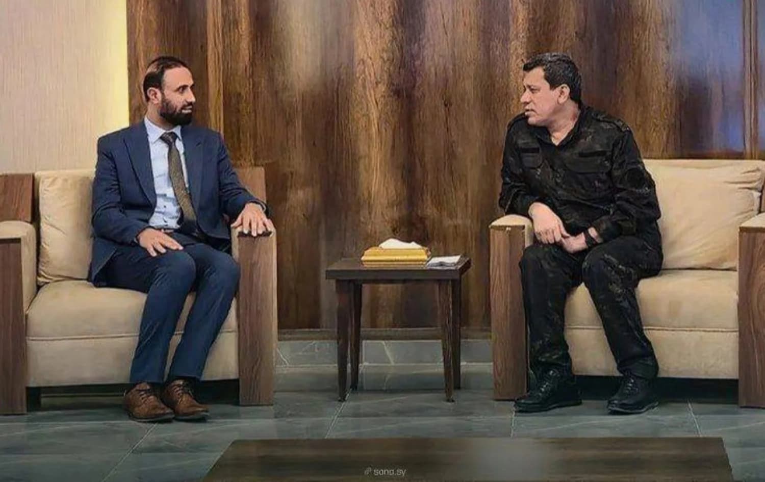 مظلوم عبدي يبحث مع الوفد الرئاسي السوري أمن الحسكة و"استكمال عمليات الدمج"