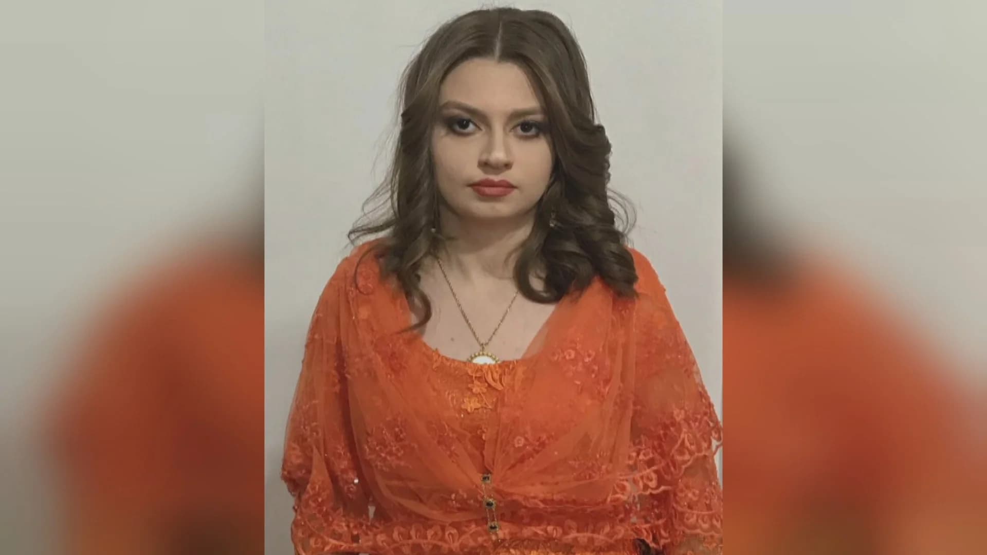 قصة تعذيب وتجويع واغتصاب فتاة في مدينة پيرانشهر الايرانية
