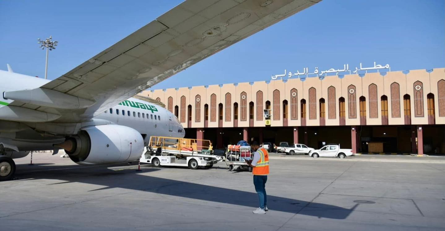 ضبط مسافرة تهرب سكائر عبر مطار البصرة الدولي