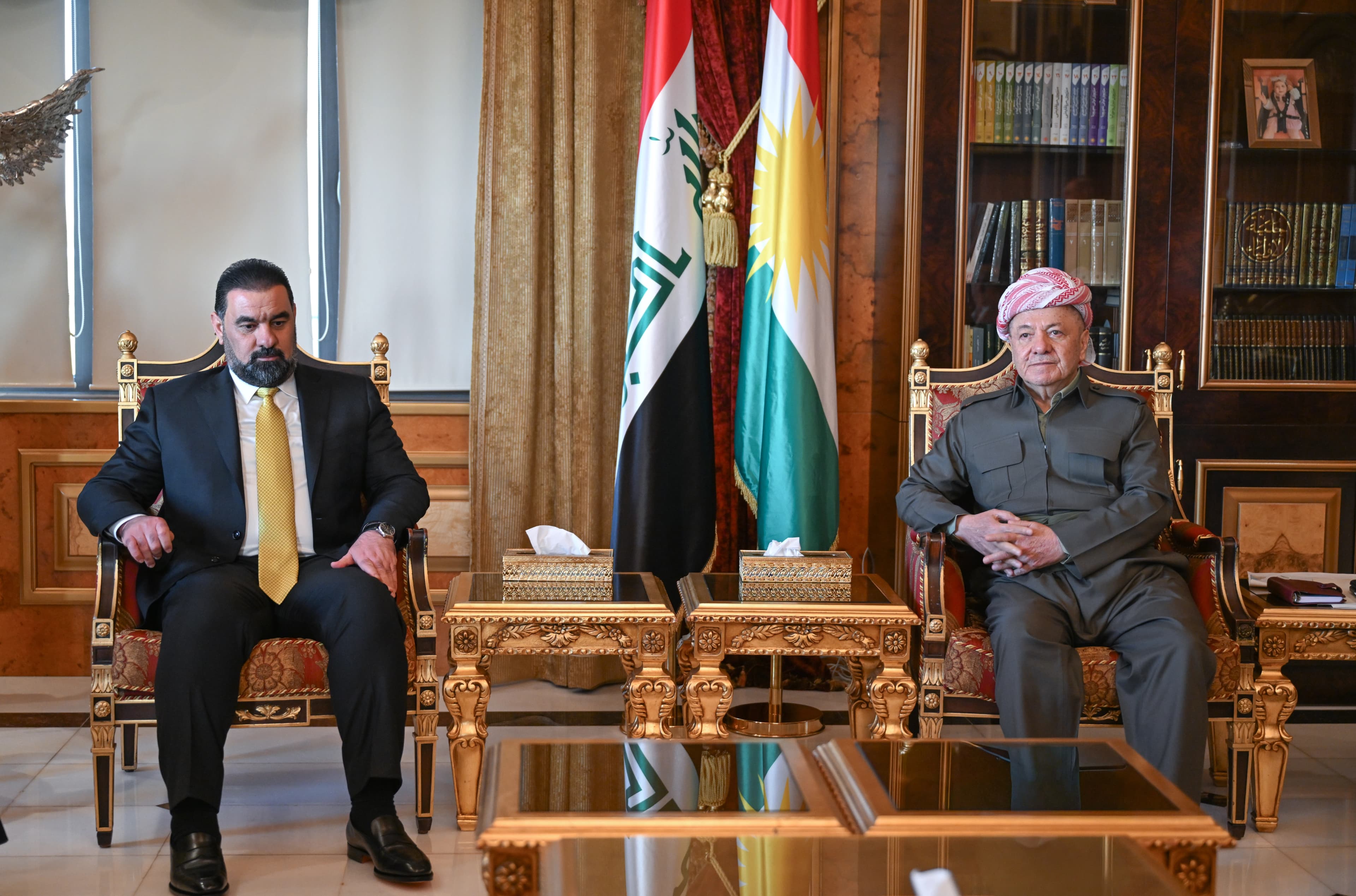 الرئيس بارزاني ورئيس البرلمان العراقي يؤكدان الالتزام بالدستور ودعم الحكومة الاتحادية