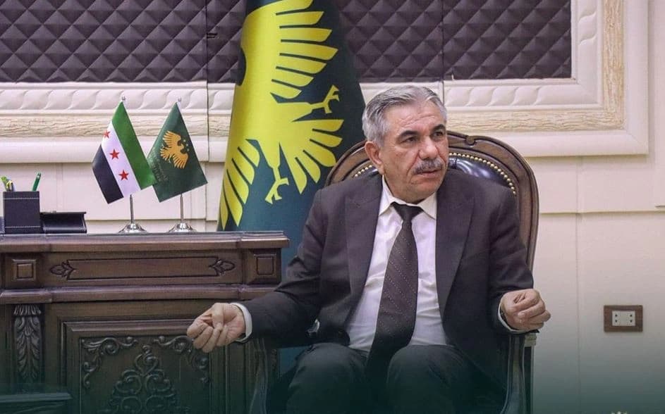 محافظ الحسكة للمتظاهرين: تخريب الممتلكات لا يخدم قضيتكم