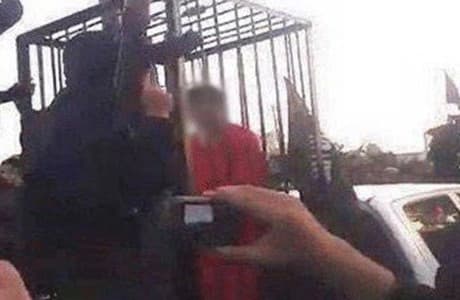 خطيب داعش في الموصل ينفي اي مفاوضات لتبادل الاسرى مع البيشمركة