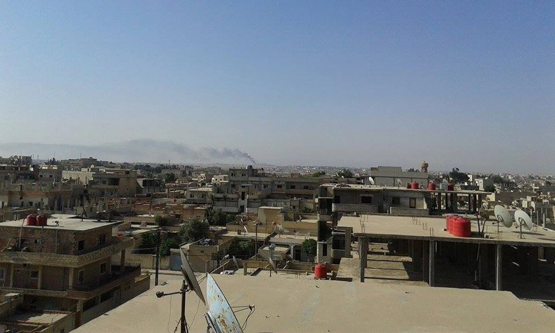 بالفيديو.. القوات الحكومية السورية تقصف مواقع داعش في الحسكة 