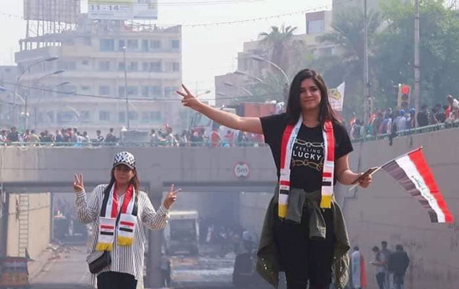 الحكومة العراقية تنأى بنفسها عن استهداف المتظاهرين تزامناً مع قطع الإنترنت