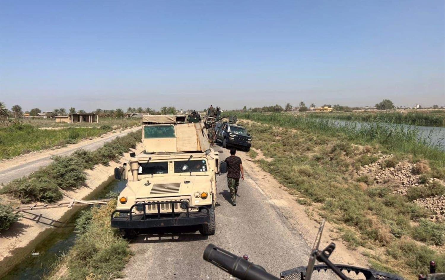 آليات تابعة للحشد الشعبي