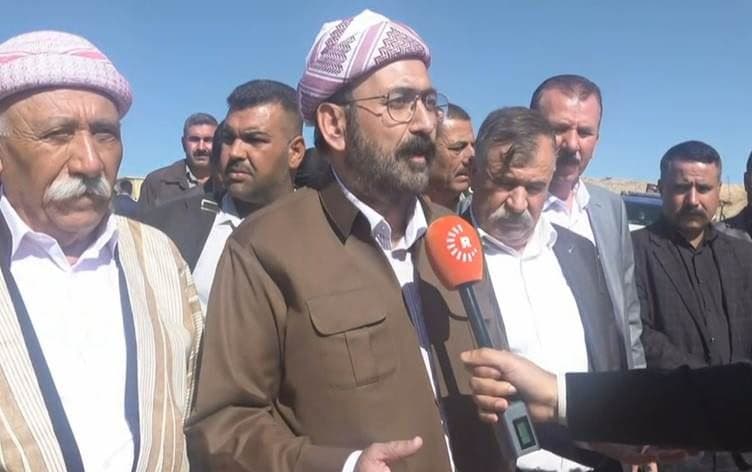 أمير الكورد الإزيديين: سابحث مشاكل سنجار مع رئيس الوزراء العراقي 