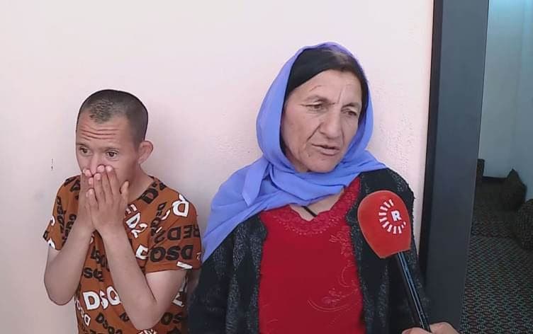 أحد المحسنين يهدي عائلة إيزدية معدمة بيتاً للسكن في رأس السنة الإيزدية