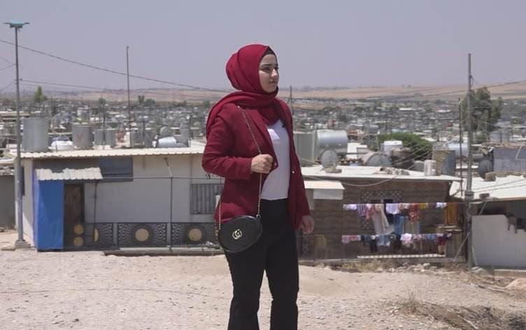 قصة "لافا" من روجآفا.. من طفلة لاجئة إلى طالبة متفوقة بإقليم كوردستان 