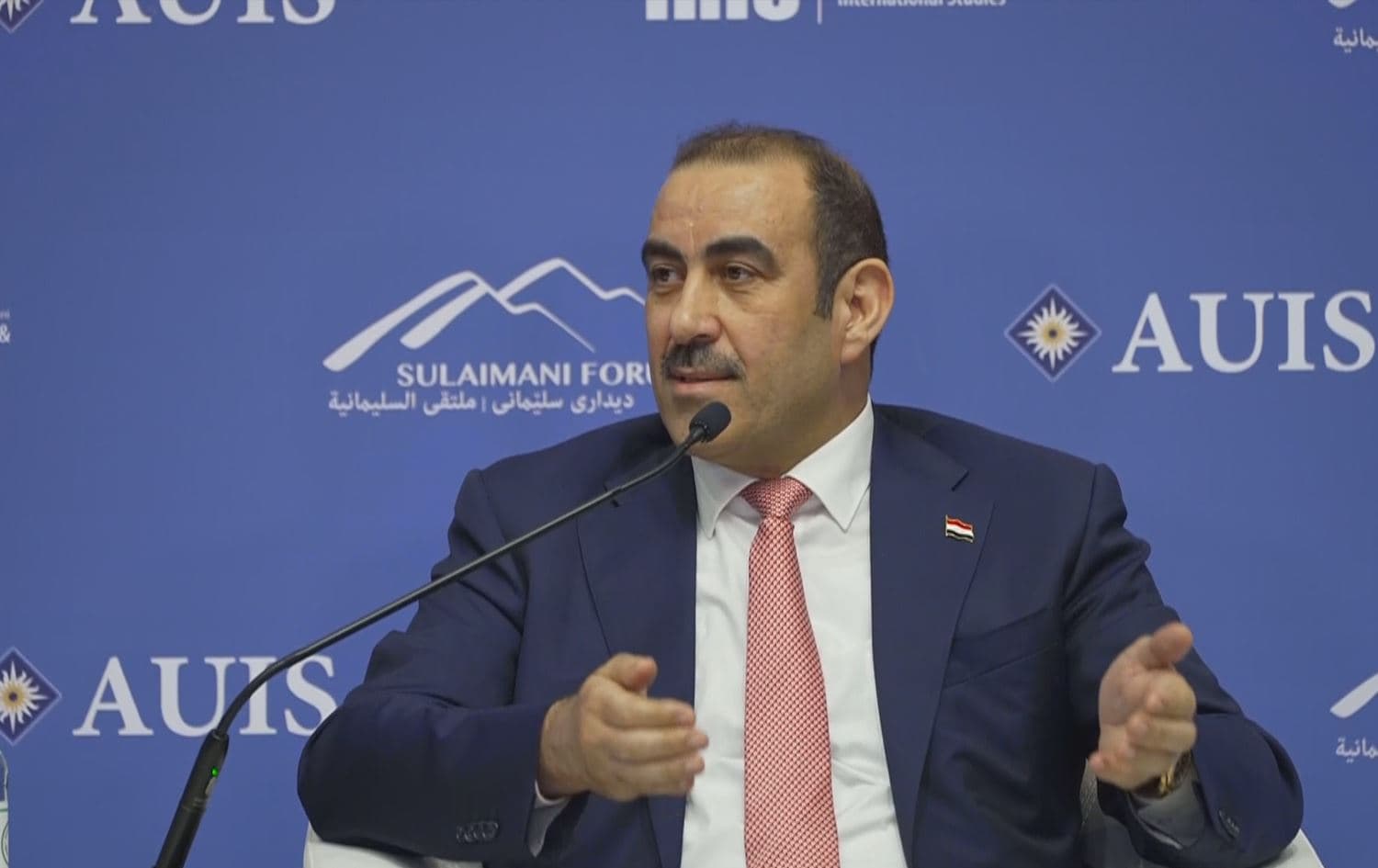 وزير الصناعة العراقي خالد بتال نجم