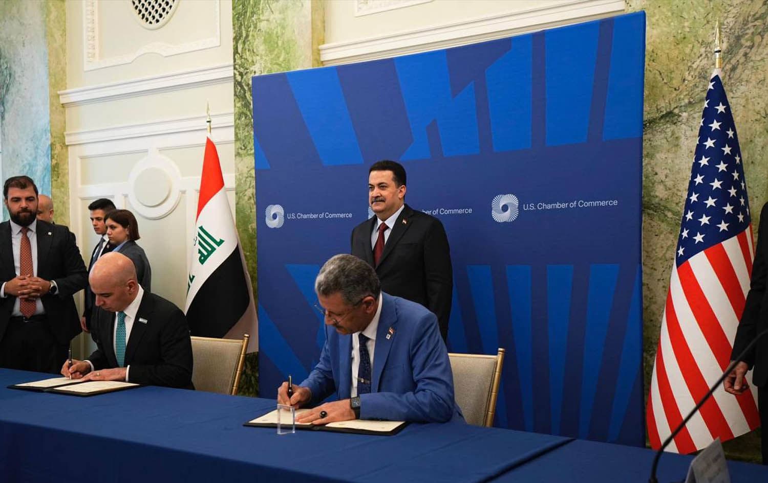 توقيع مذكرة تفاهم بين وزارة النفط وشركة جنرال إليكتريك في مجال تطوير الحقول النفطية والغاز المصاحب