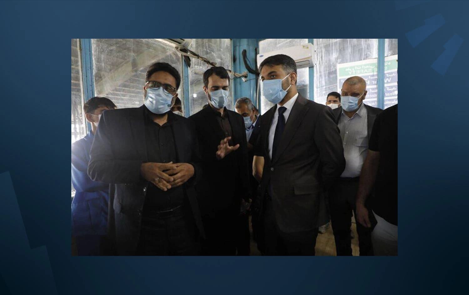 وفد عراقي من محافظة النجف خلال زيارته الى طهران