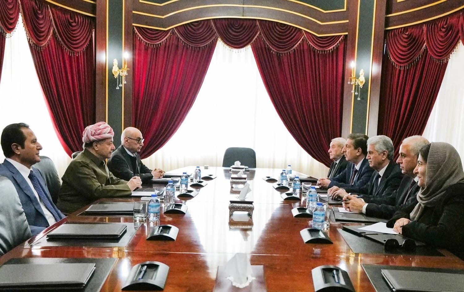 الرئيس بارزاني خلال استقباله وفداً من قيادة المجلس الوطني الكوردي في سوريا