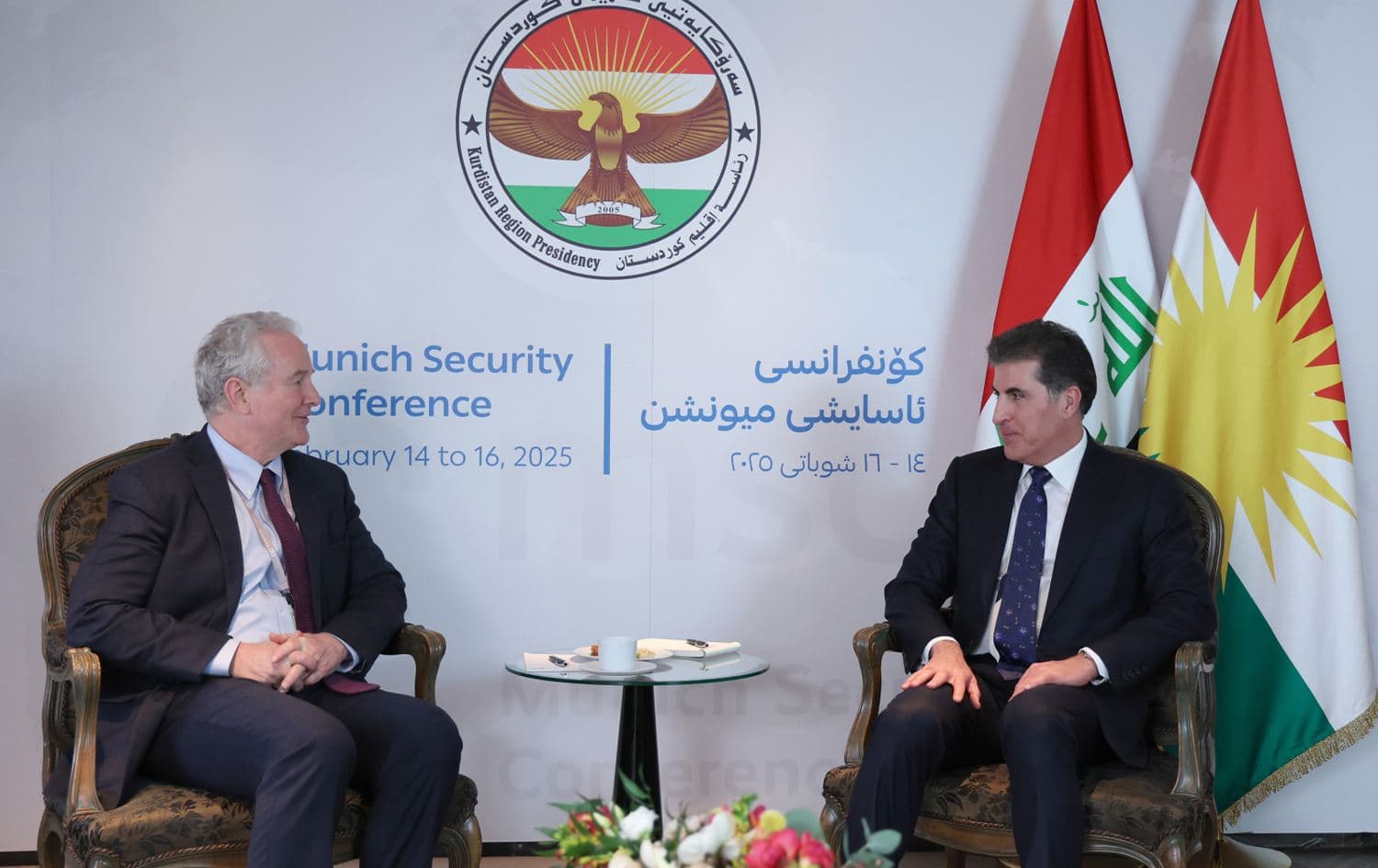 رئيس إقليم كوردستان نيجيرفان بارزاني والسيناتور كريس فان هولن