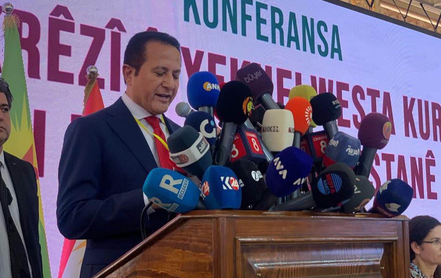 ممثل الرئيس مسعود بارزاني، مسؤول الملف السوري في رئاسة إقليم كوردستان، حميد دربندي