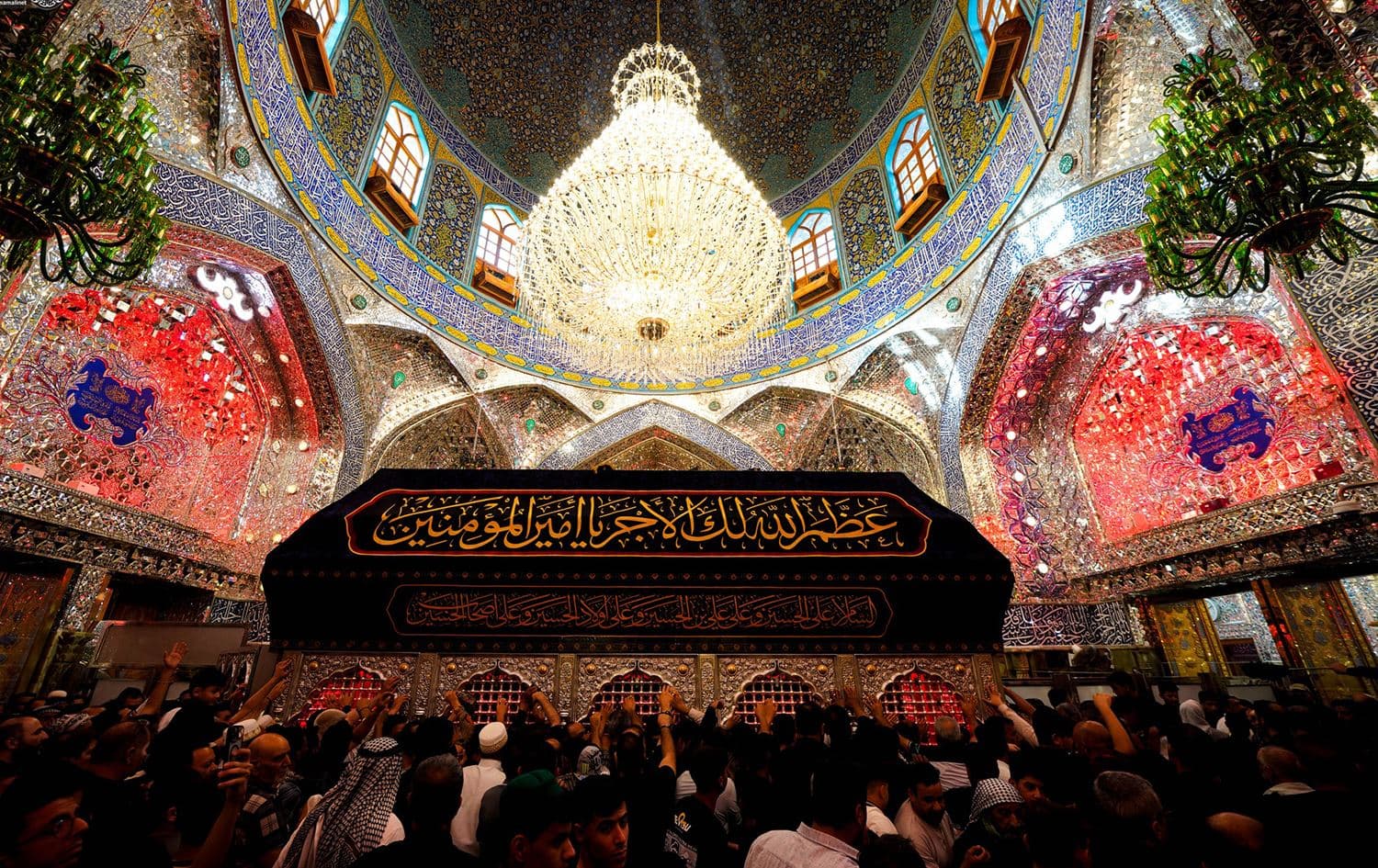 مرقد الإمام علي (ع) في النجف- العتبة العلوية