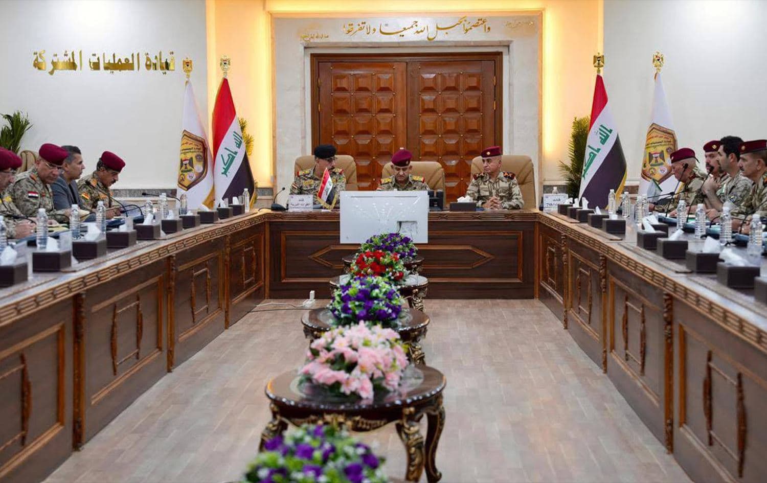 الاجتماع بين القيادتين