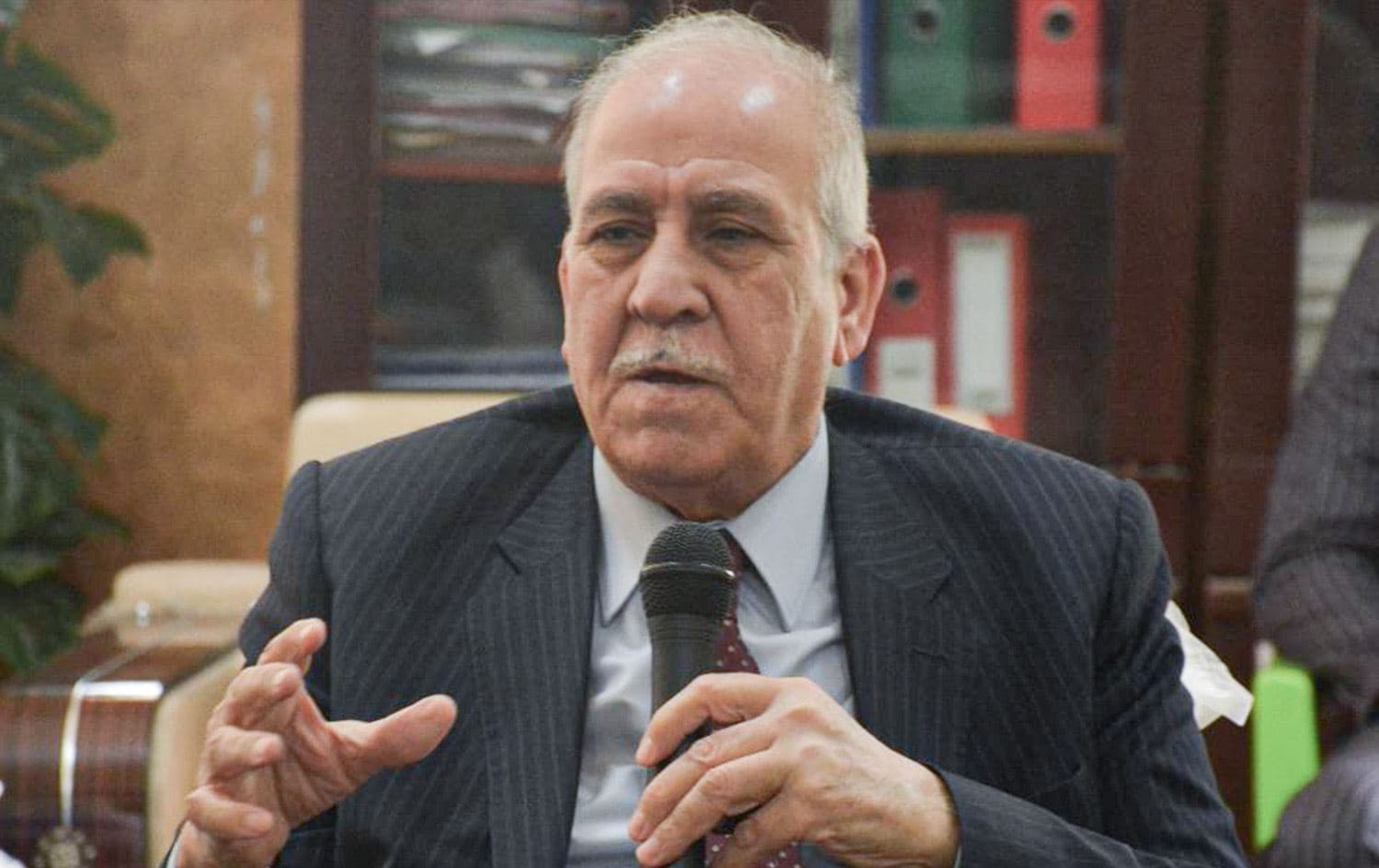 وائل عبد اللطيف
