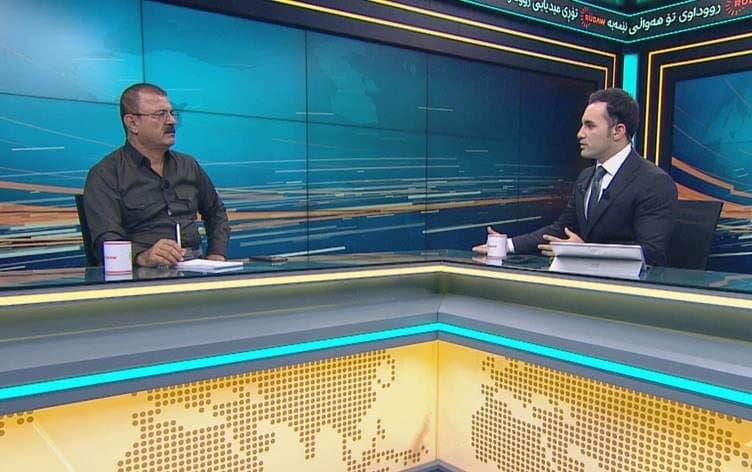 نوينر فاتح وعضو حزب "جبهة الشعب" شادومان ملا حسن