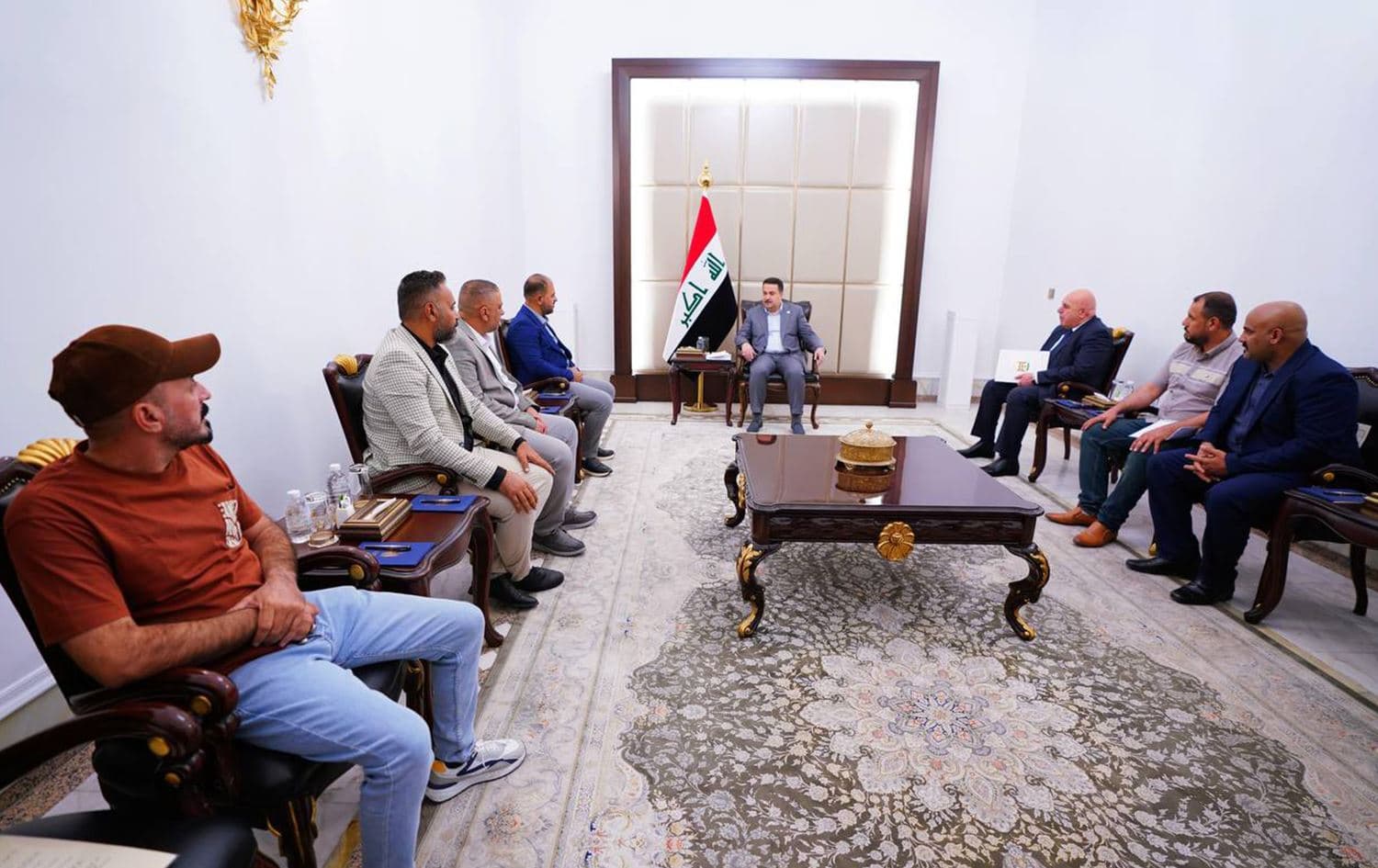 لقاء السوداني مع نقابة سائقي الشاحنات