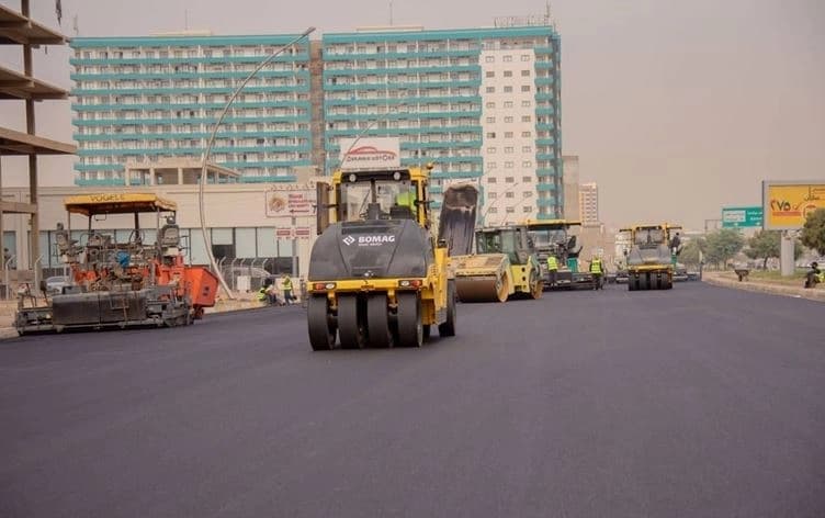 عملية تجديد شارع 100 متري في أربيل