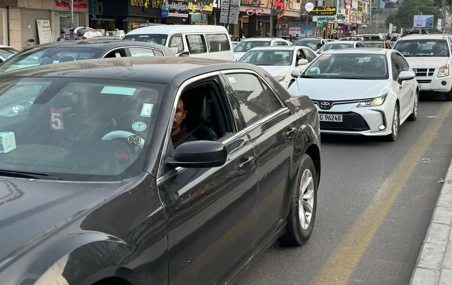 شارع مزدحم في بغداد/ خطاب عجمي- رووداو