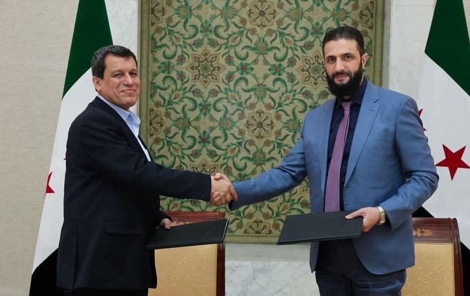 الرئيس السوري، أحمد الشرع، وقائد قسد، مظلوم عبدي