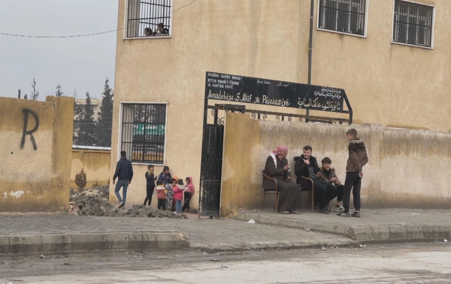 مدرسة تأوي نازحين 