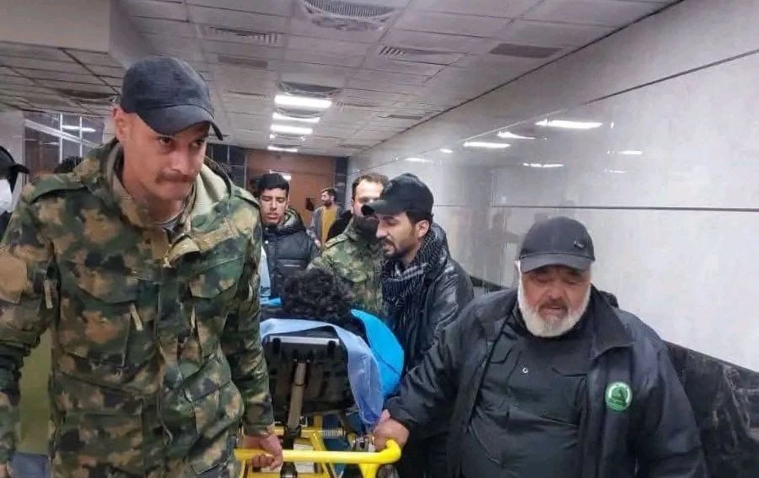 نقل الجرحى من الحشد الشعبي في الدبس الى مستشفى كركوك