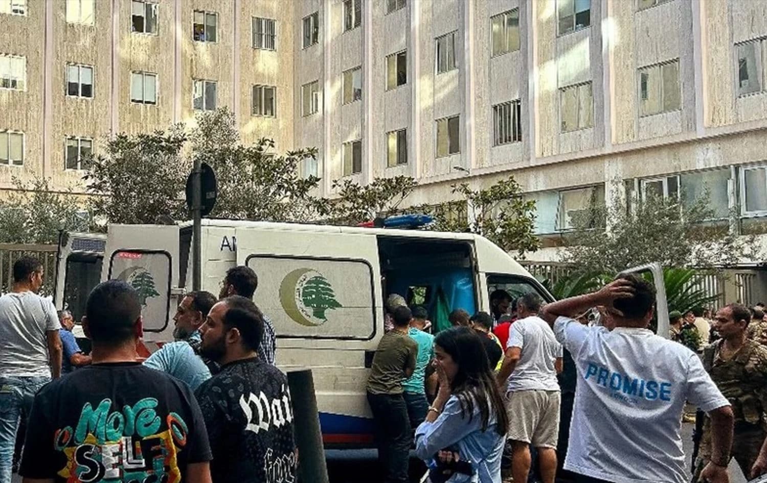 سيارة إسعاف في بيروت - أرشيفية