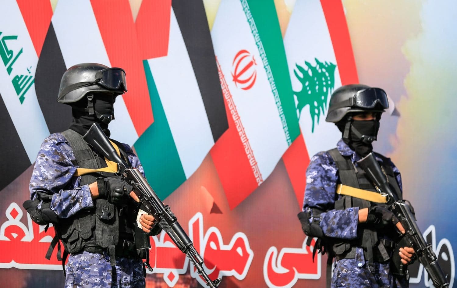  عنصران أمنيان تجمع لأنصار الحوثيين في صنعاء-AFP