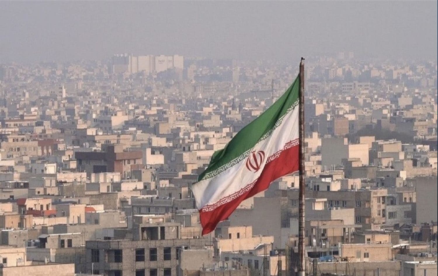 العلم الإيراني