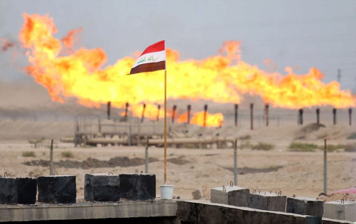 How much oil can Iraq export without the Strait of Hormuz?