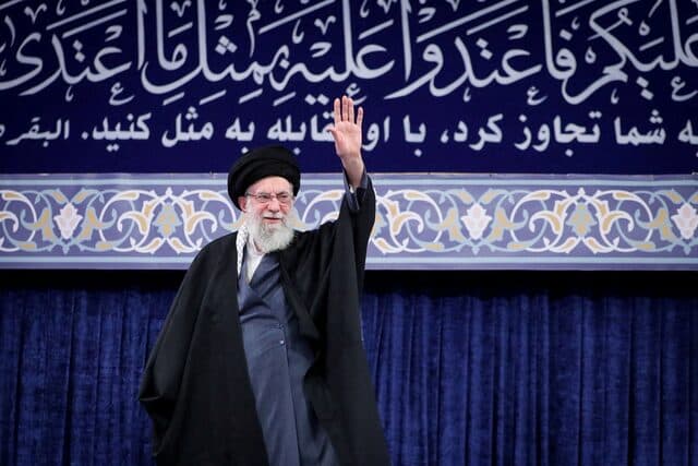 نائب محافظ كربلاء لرووداو: جثمان خامنئي سيُنقل إلى كربلاء والنجف