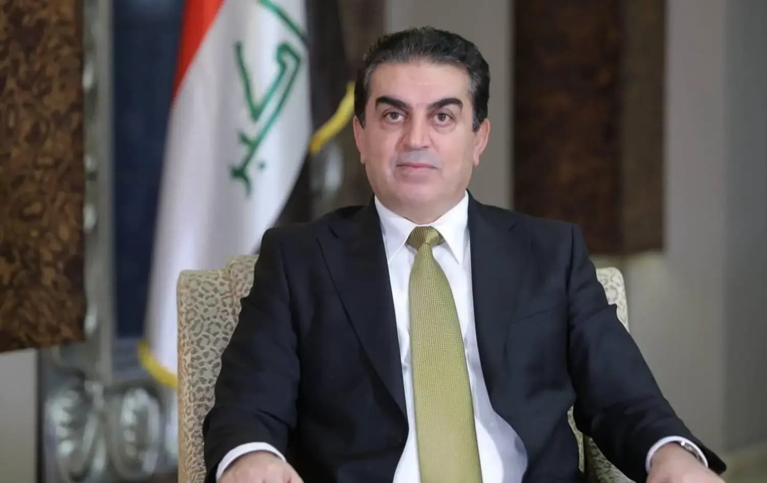 فرهاد أتروشي لرووداو: وجهنا كتاباً رسمياً للحكومة العراقية لتثبيت موظفي العقود في إقليم كوردستان