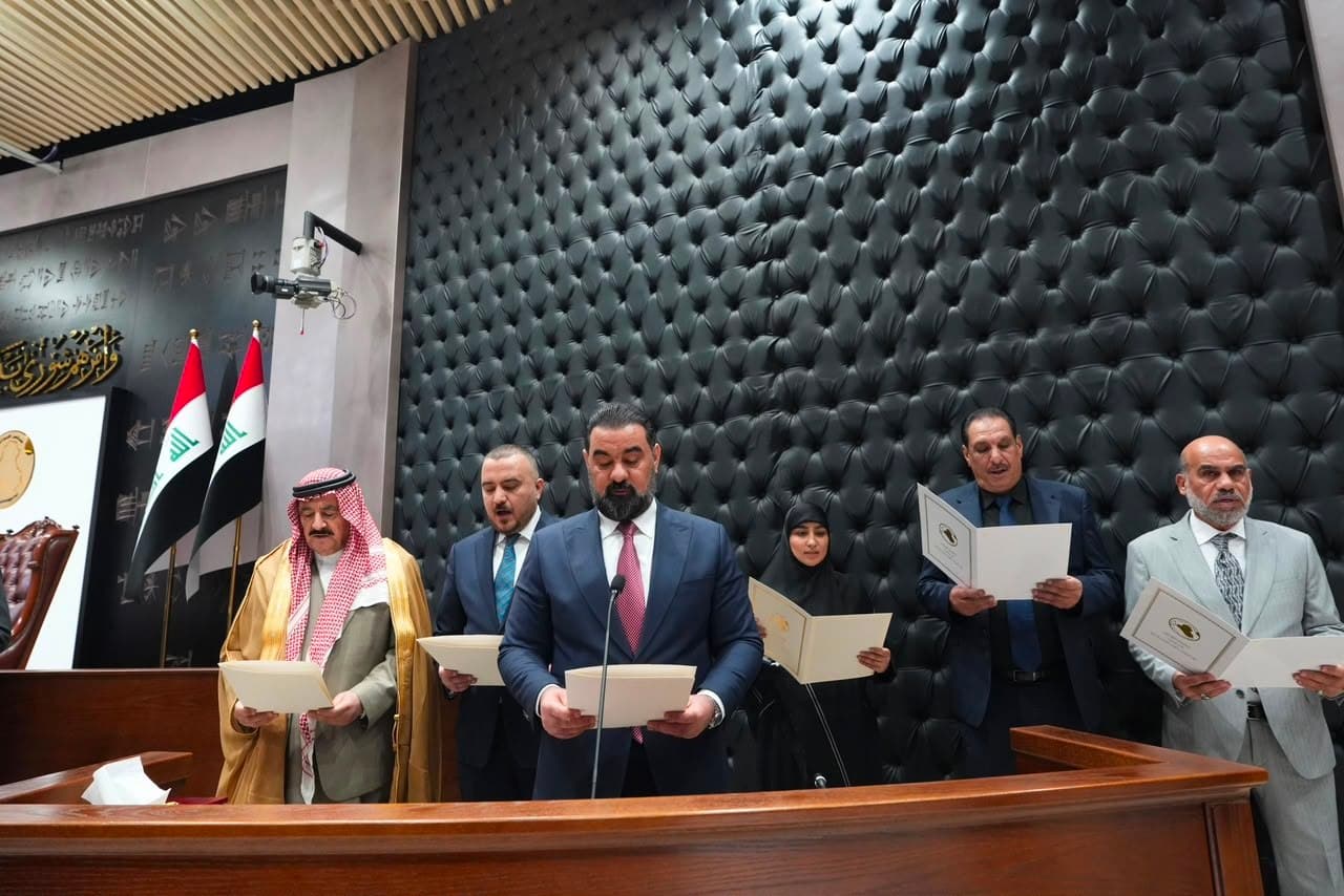ستة برلمانيين عراقيين جدد يؤدون اليمين الدستورية