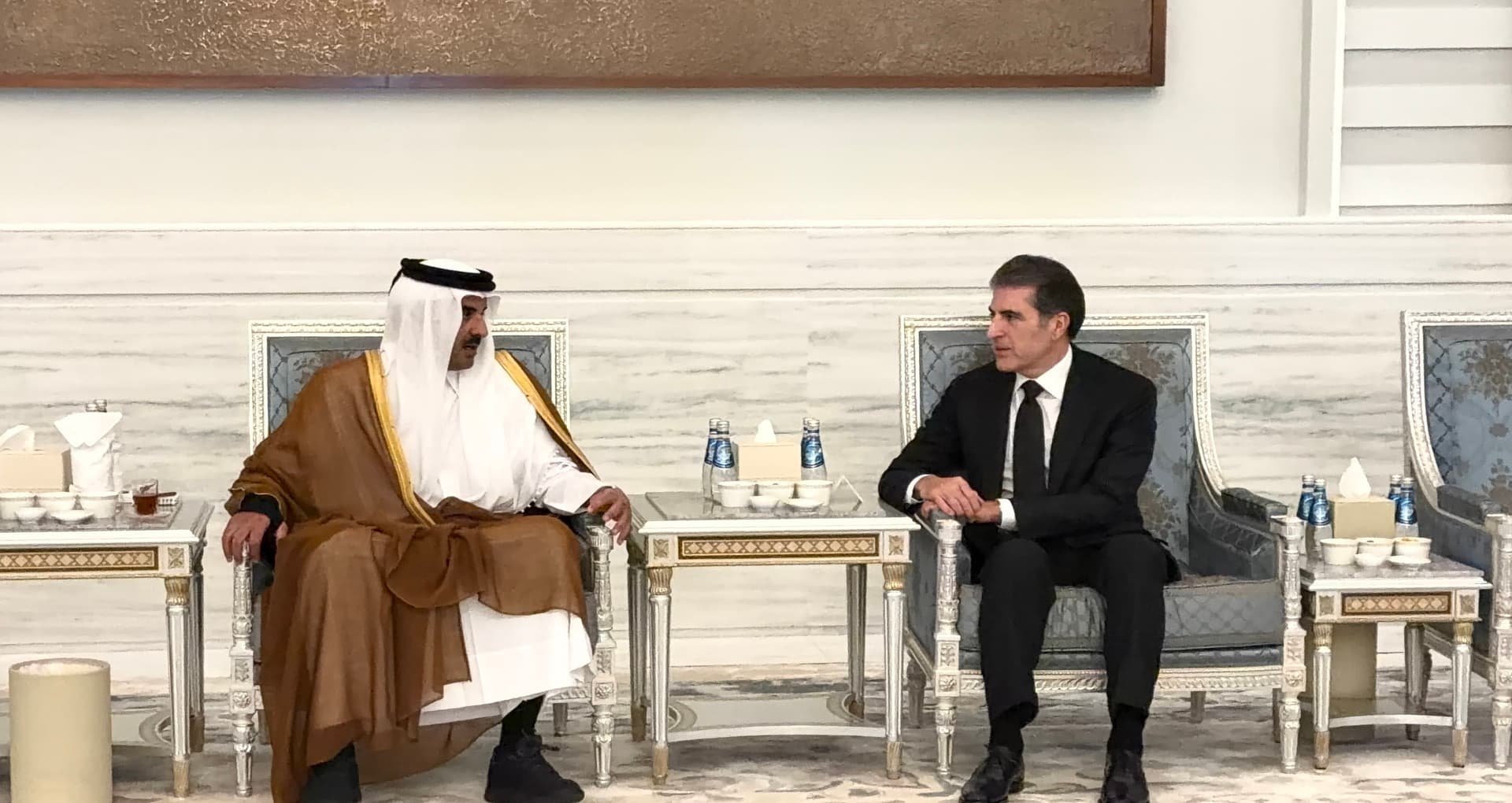 نيجيرفان بارزاني يقدم التعازي لأمير قطر بوفاة والده