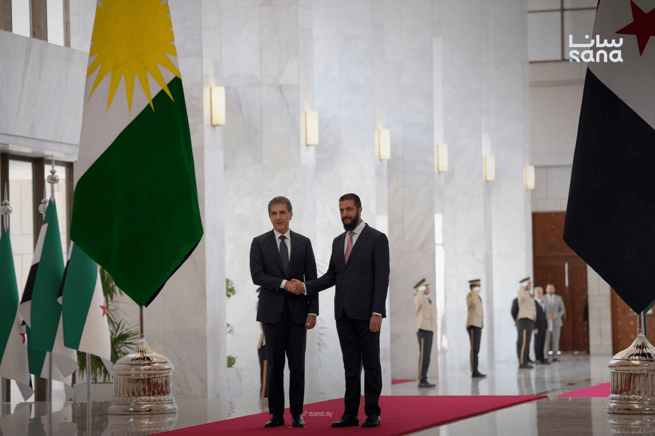 نيجيرفان بارزاني يصل إلى دمشق ويجتمع مع الشرع
