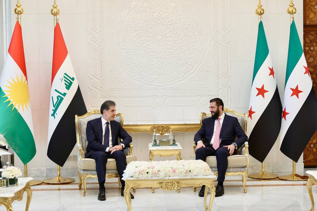 خلال اجتماعه مع نيجيرفان بارزاني.. الشرع يشكر إقليم كوردستان لاستقباله وإيوائه للاجئين السوريين