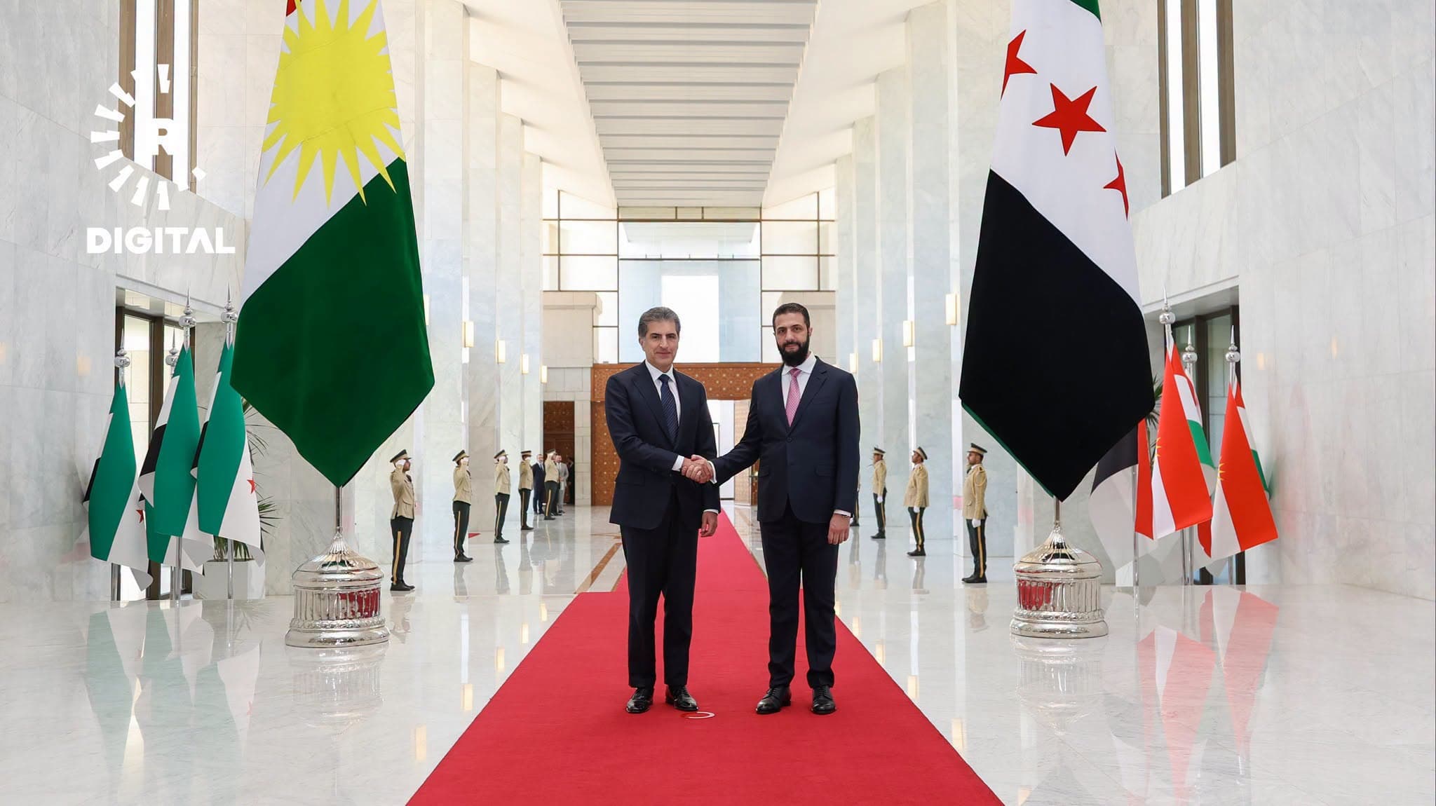 الشرع بشأن لقائه مع نيجيرفان بارزاني: نتطلع لمواصلة العمل المشترك بروح تعاون وأخوة
