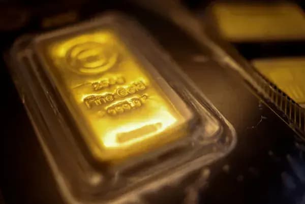 الذهب يواصل الصعود لليوم الثالث وسط ترقب بيانات التضخم الأميركية