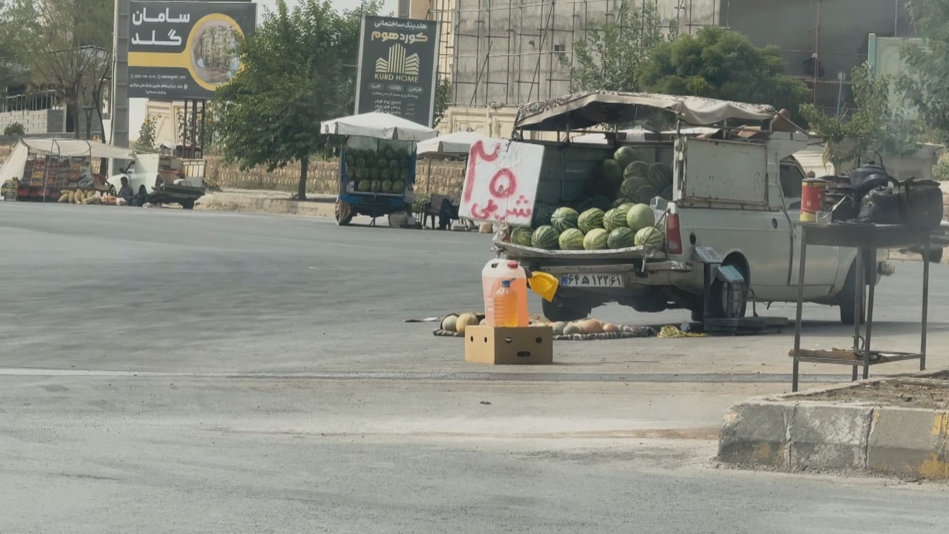 أزمة البنزين في كوردستان إيران.. طوابير لساعات وأسعار مضاعفة