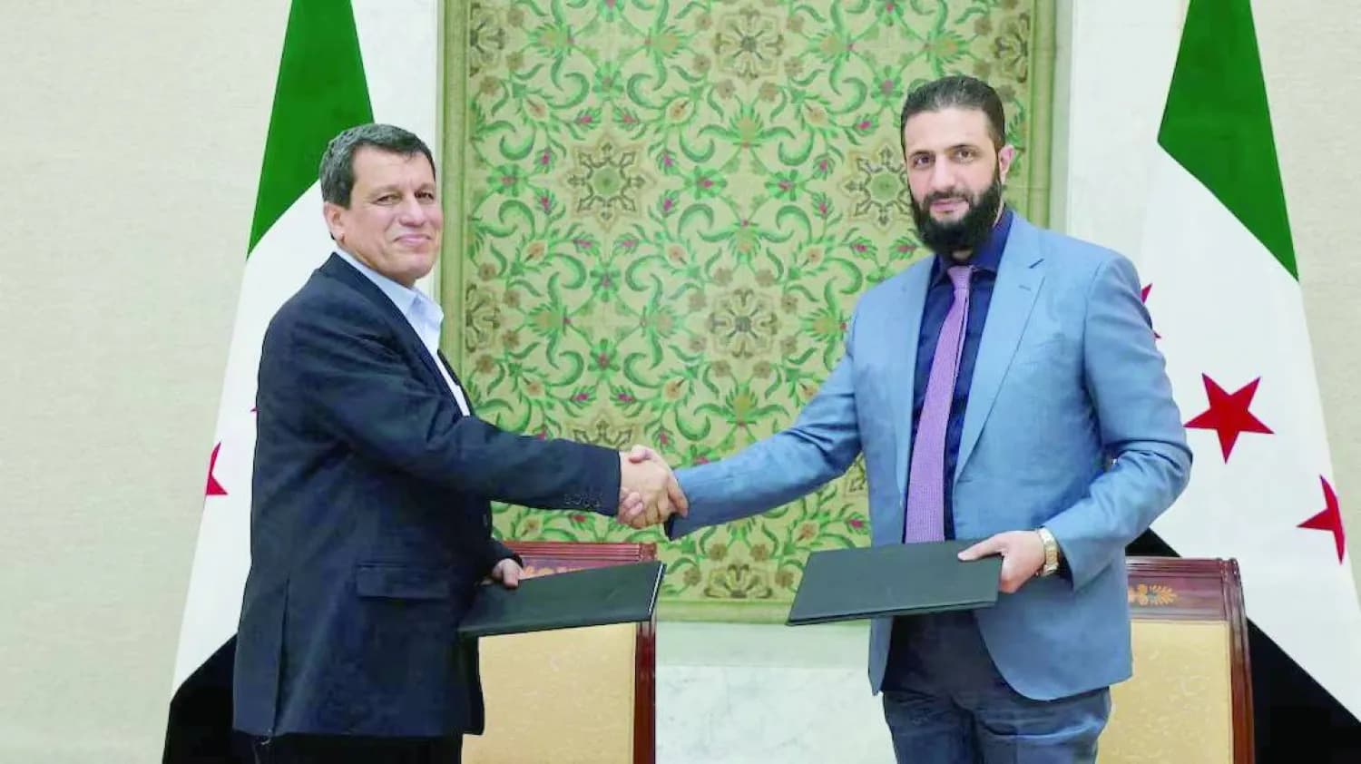 البراغماتية ليست تسليم أوراق بل مقايضة العسكرة بالدسترة.. تجربتي "باشور" و"روجآفا" مثالاً