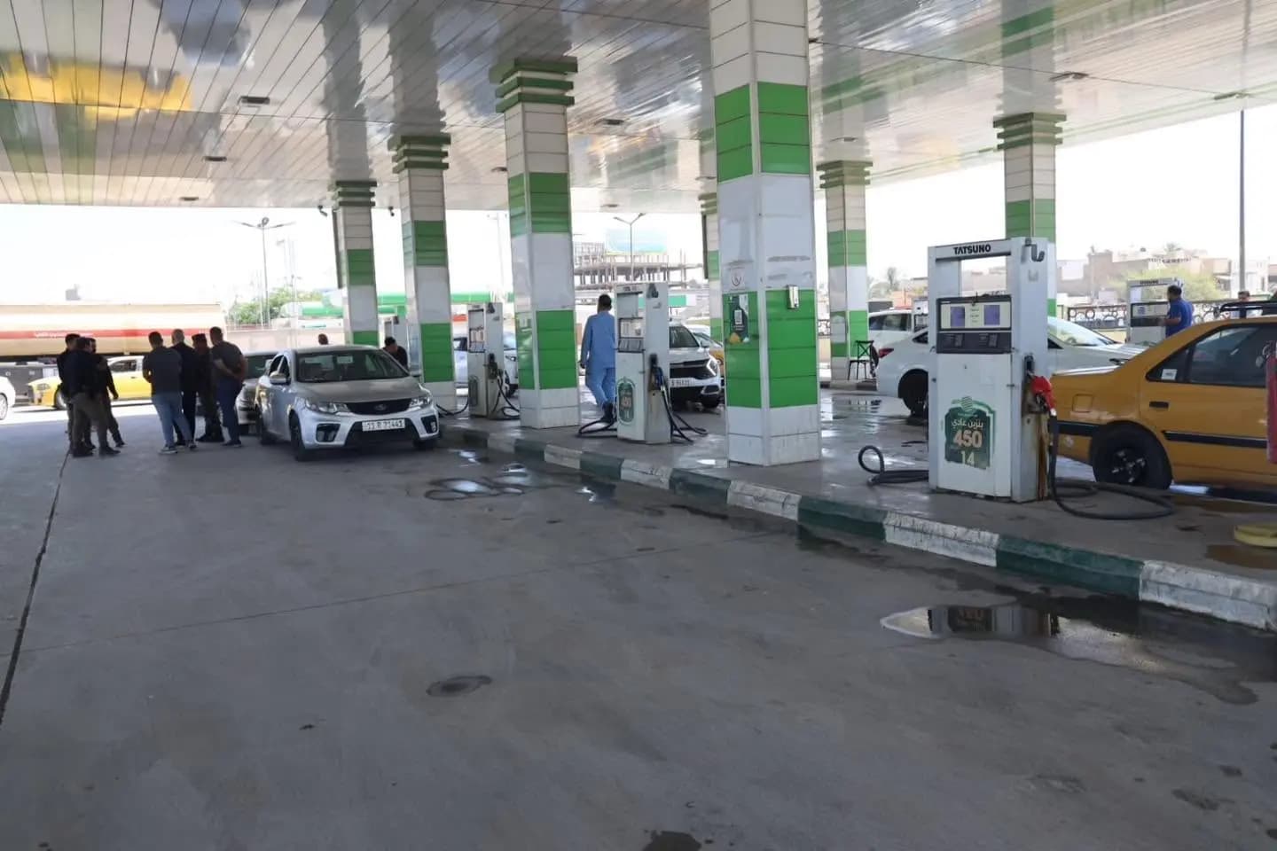 النفط العراقية لرووداو: عجز البنزين سببه الفارق بين الإنتاج والاستهلاك